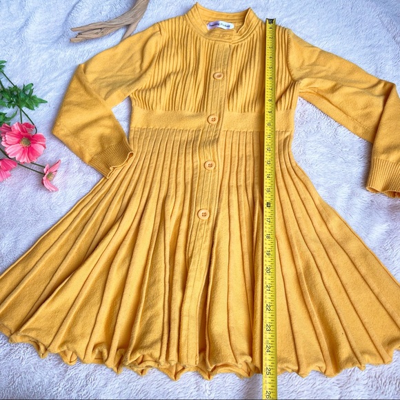 Smiling Pinker Girls Yellow Pleated Dress - Picture 5 of 5